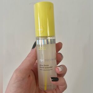 Real Techniques Blend Extender Makeup Setting Spray Glow